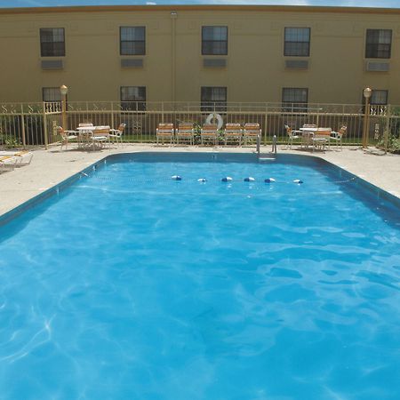 La Quinta Inn By Wyndham Moline Airport Extérieur photo